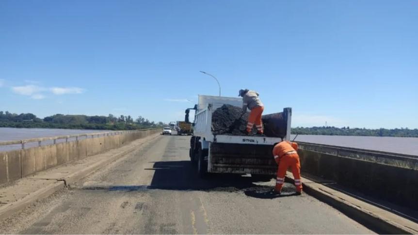 Comenzaron las obras en el puente que une a Corrientes con Brasil.