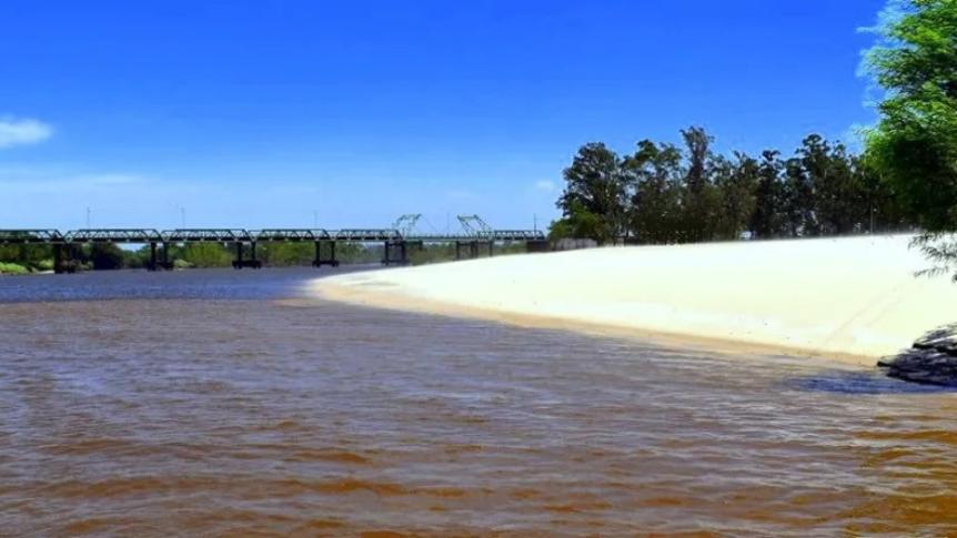 Santa Lucía: adolescente desapareció en aguas de un río en el interior de Corrientes.