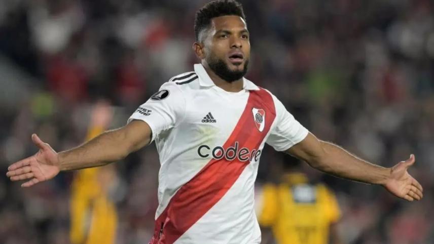 River recibió sondeos por Borja desde el fútbol árabe, pero no quieren que se vaya.