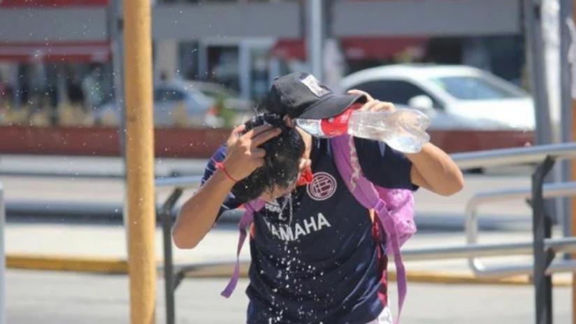 Alerta roja y naranja por temperaturas extremas en Corrientes.