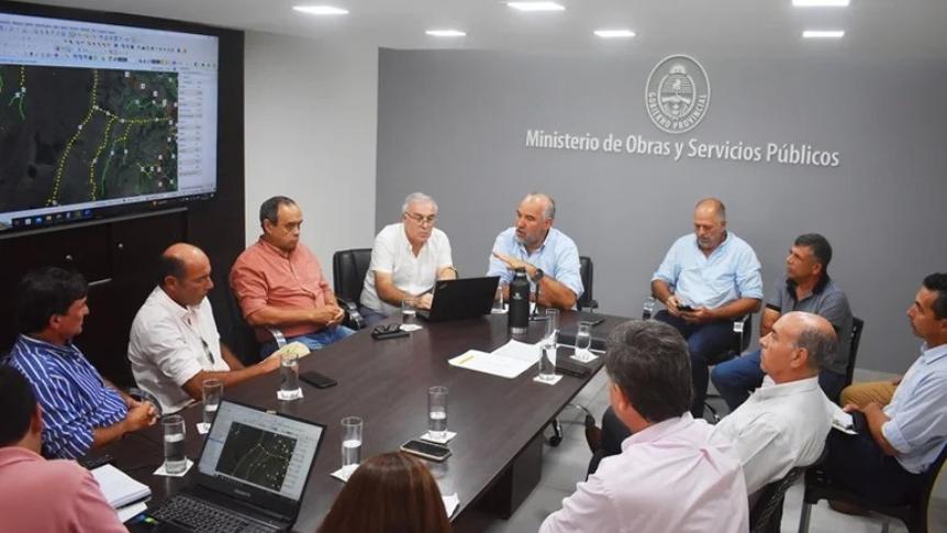 Corrientes: la solución que propuso el gobierno ante el estado de los caminos rurales.